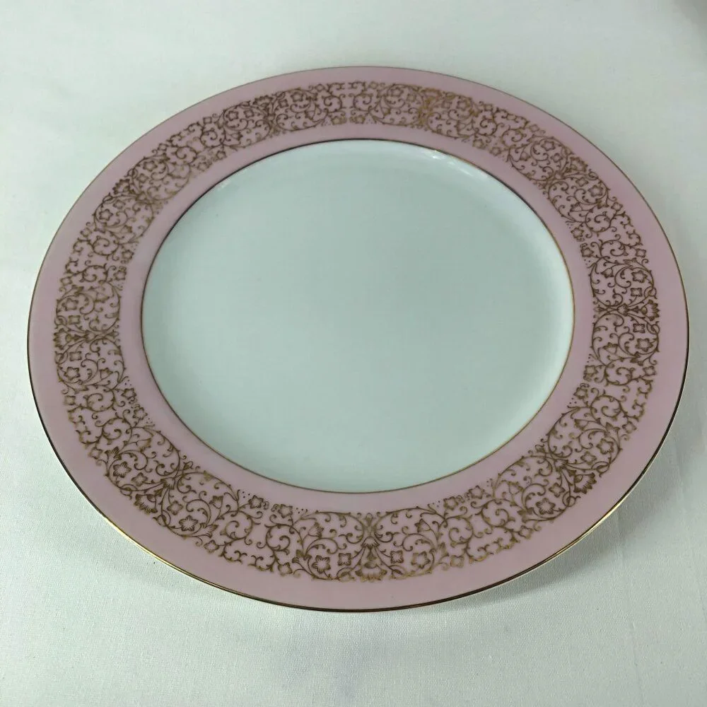 Mary Kay Cosmetics Mikasa Fine Bone China Made in Japan M 1101 3lb 14oz